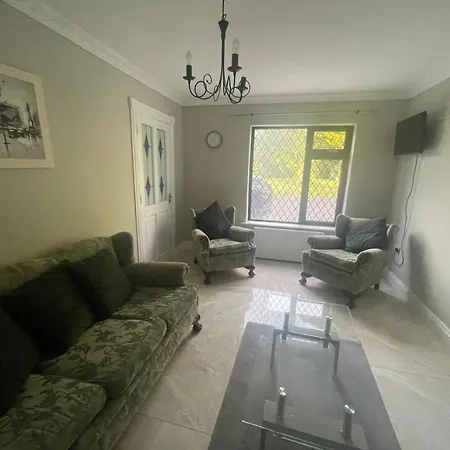 Self Contained Double Ensuite With Private Sitting * Wexford